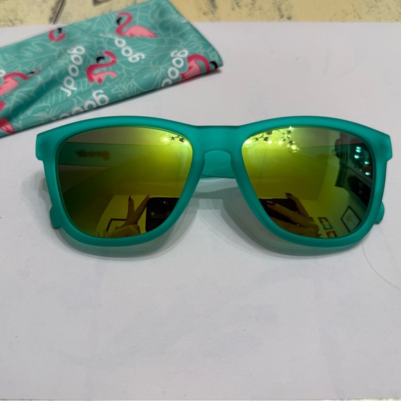 Goodr Teal Greeb Sunglasses with Yellow/Reflective Lenses - Picture 1 of 6